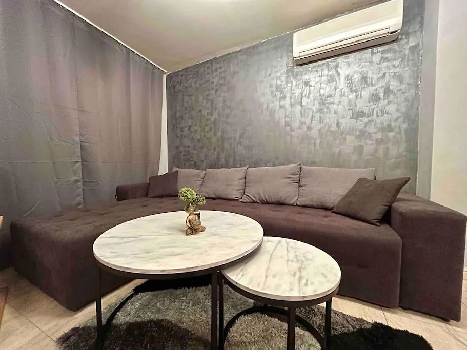 By The Sea Apartment Varna